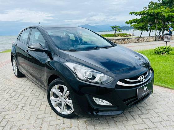 HYUNDAI I30 1.8 MPI 16V GASOLINA 4P AUTOMATICO HYUNDAI I30 1.8 MPI 16V GASOLINA 4P AUTOMATICO